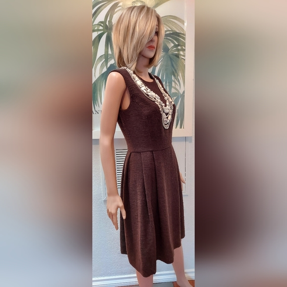 *$4,300 OSCAR DE LA RENTA BROWN WOOL WHITE EXCL BEAD EMBROID RUNWAY DRESS 4, 6 - Picture 4 of 11